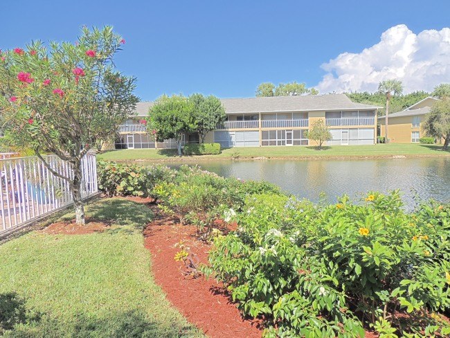 Naples Condo 965733