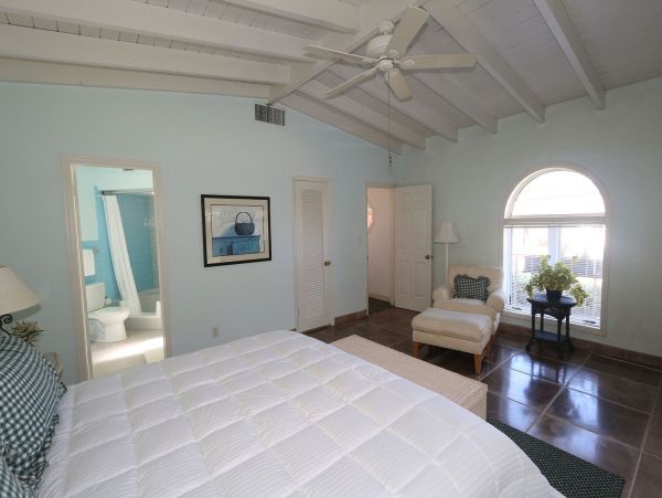 Beachfront Naples Vacation Home With Private Pool