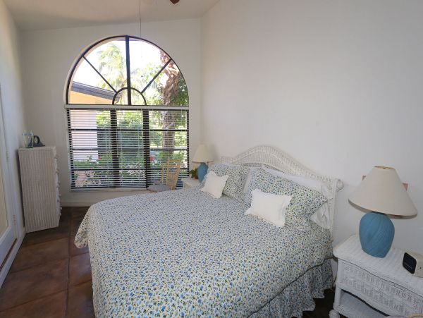 Beachfront Naples Vacation Home With Private Pool
