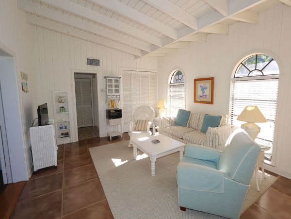 Beachfront Naples Vacation Home With Private Pool