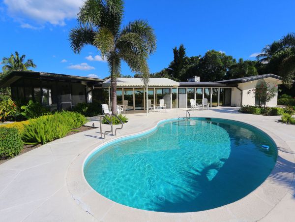 Beachfront Naples Vacation Home With Private Pool