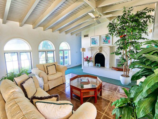 Beachfront Naples Vacation Home With Private Pool