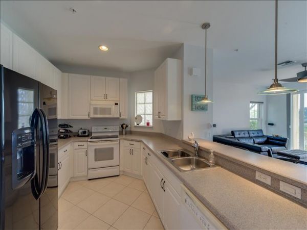 Naples Condo 965740