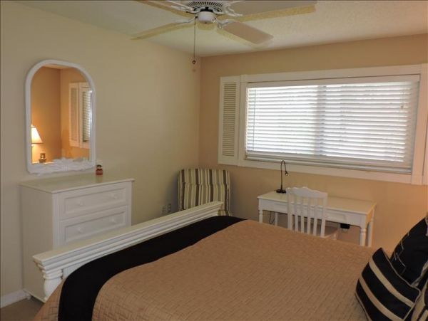 Naples Condo 965742