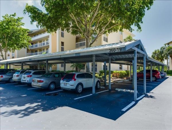 Naples Condo 965754