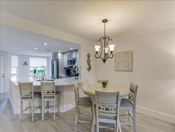 Naples Condo 965754