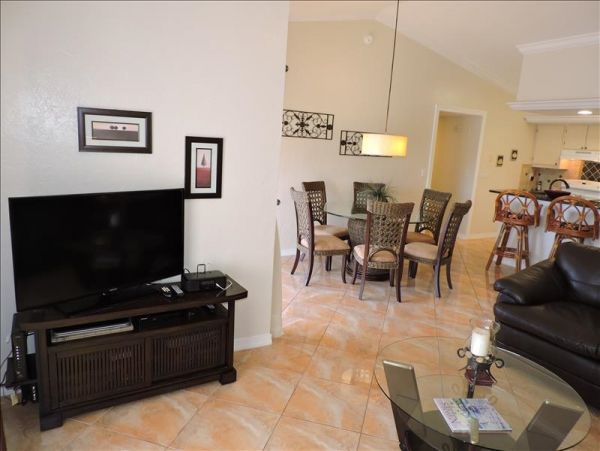 Naples Condo 965758