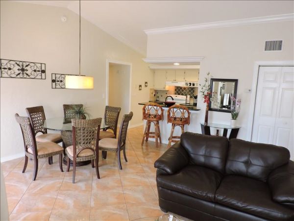 Naples Condo 965758
