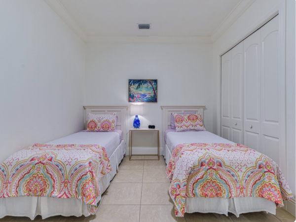 Naples Vacation Rental - Luxury Vanderbilt Beach Vacation Home with Pool & Spa
