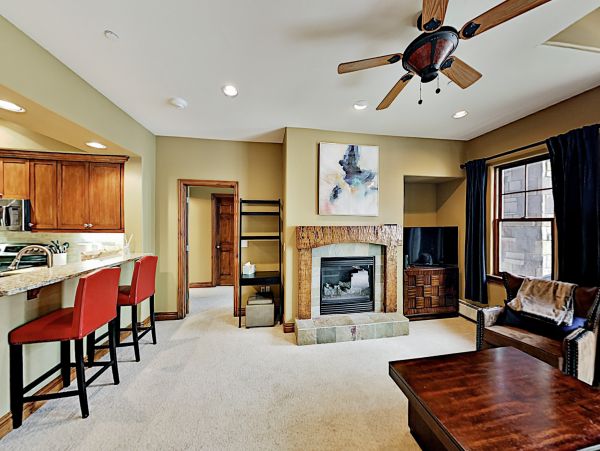 Walk to Lift 2 Bedroom Vacation Condo in Vail