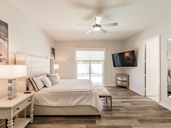 Renovated 4 Bedroom Naples Vacation Home Vanderbilt Beach