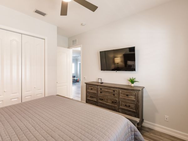 Renovated 4 Bedroom Naples Vacation Home Vanderbilt Beach