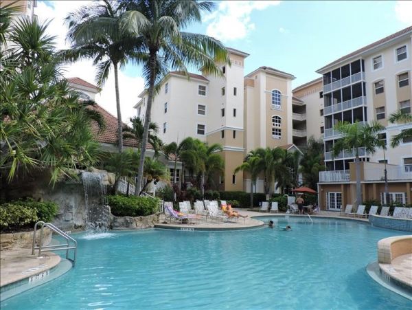 Naples Condo 965770