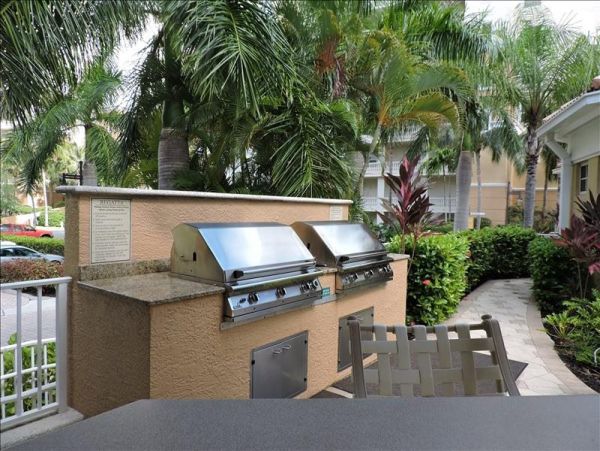 Naples Condo 965770
