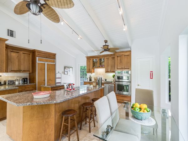 Fort Lauderdale Luxury Five Bedroom Vacation Home