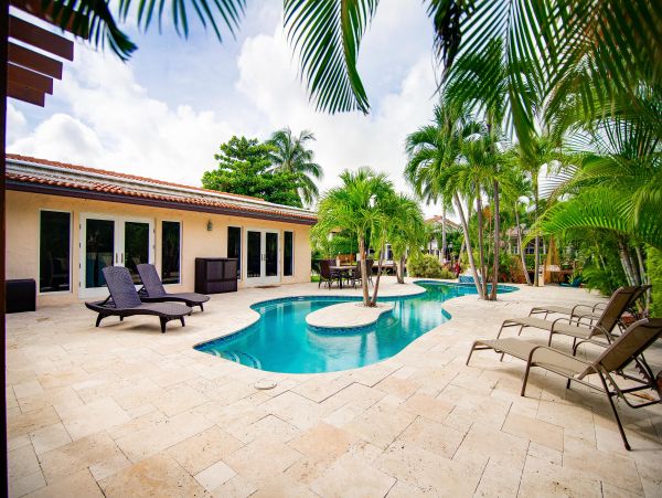 Fort Lauderdale Luxury Five Bedroom Vacation Home