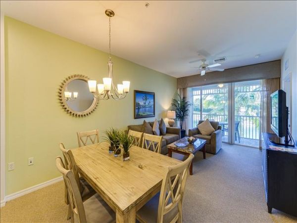 Naples Condo 965772