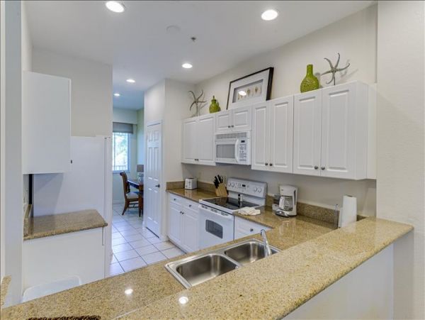 Naples Condo 965772