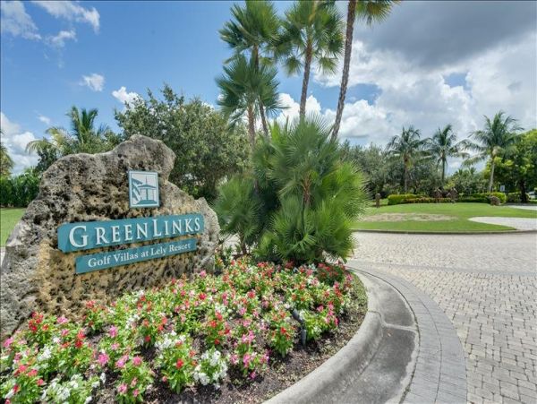 Naples Condo 965774