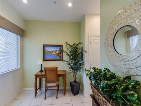 Naples Condo 965774