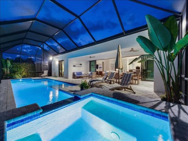 Naples Home 965775