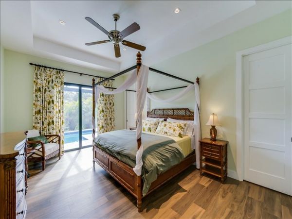Naples Home 965775
