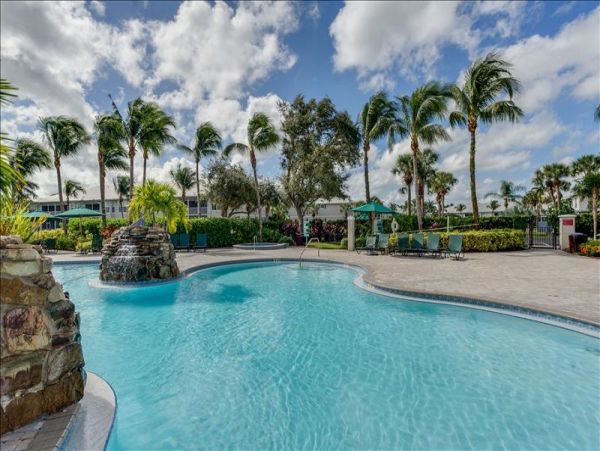 Naples Condo 965778