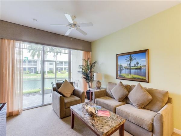 Naples Condo 965779