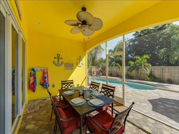 Naples Home 965781