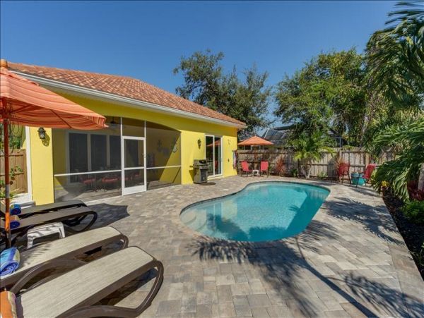 Naples Home 965781