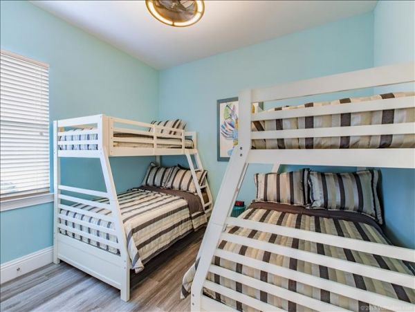 Naples Home 965781