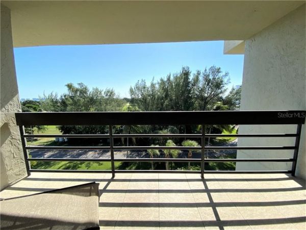 Short Walk to Beach Longboat Key Vacation Condo Two Bedroom