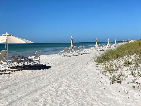 Short Walk to Beach Longboat Key Vacation Condo Two Bedroom