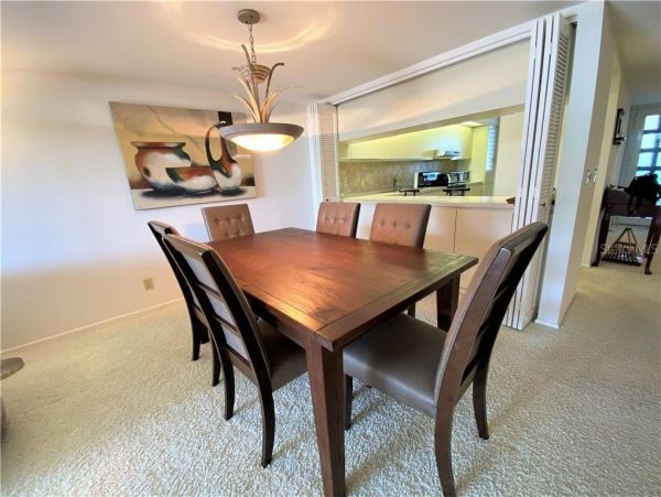 Short Walk to Beach Longboat Key Vacation Condo Two Bedroom