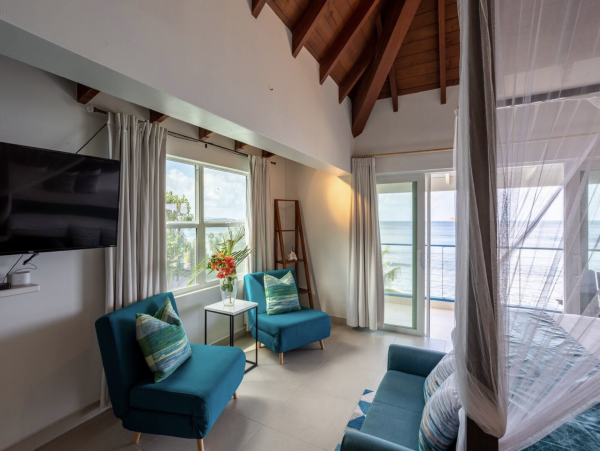 Virgin Gorda 4 bedroom Beach Villa with Pool