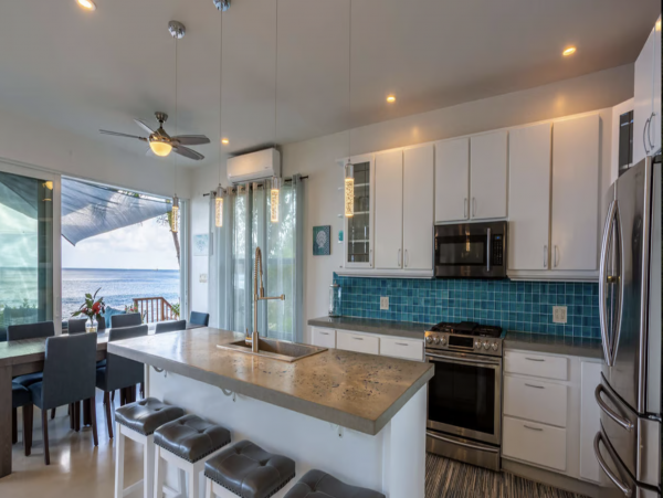 Virgin Gorda 4 bedroom Beach Villa with Pool