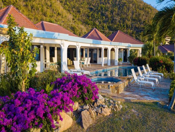British Virgin Islands Home 965827