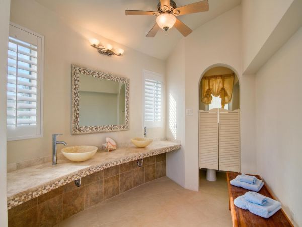 British Virgin Islands Home 965833
