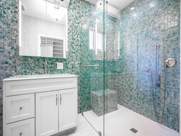 Hollywood Home 965836
