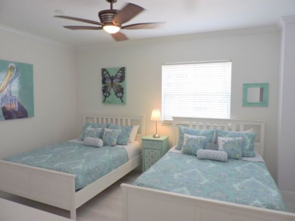 Hollywood Condo 965837
