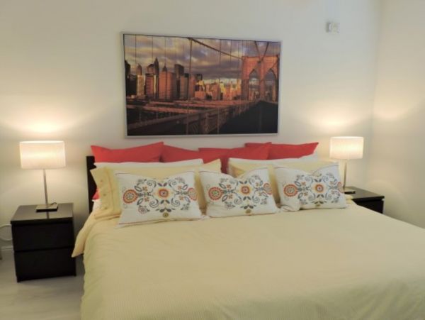 Hollywood Condo 965837