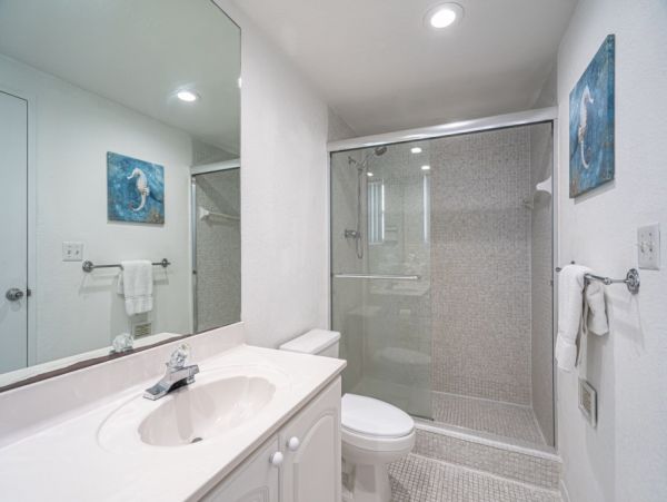 Hollywood Condo 965838