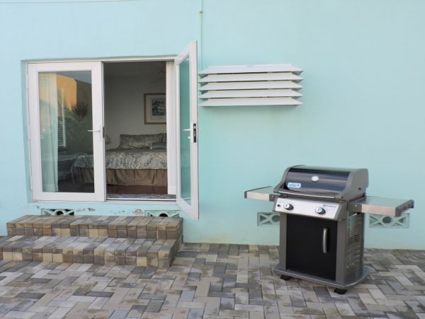 Hollywood Condo 965839