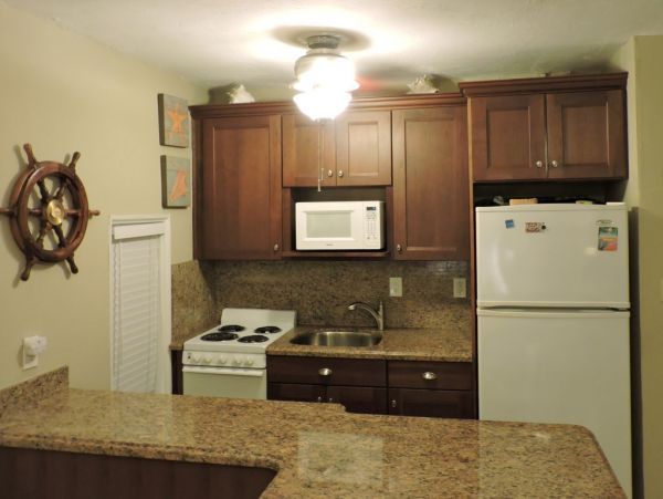Hollywood Condo 965841