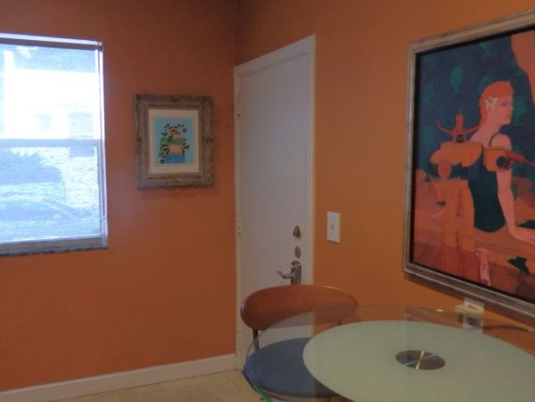 Hollywood Condo 965843