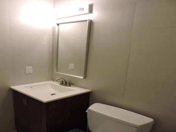 Hollywood Condo 965846