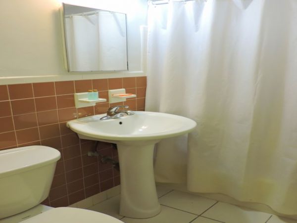 Hollywood Condo 965851