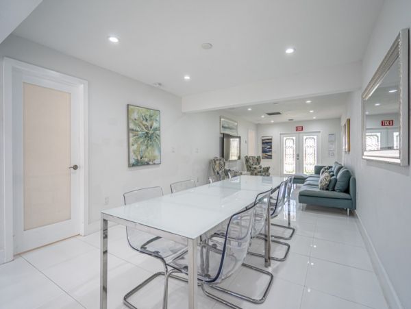 Hollywood Florida Lovely 5 Bedroom Home & Private Pool