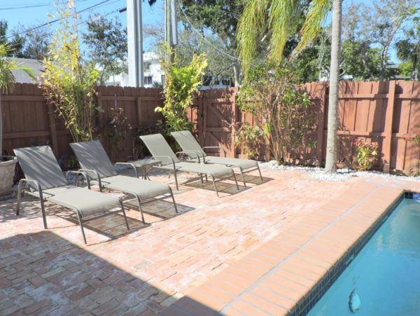 Hollywood Home 965860