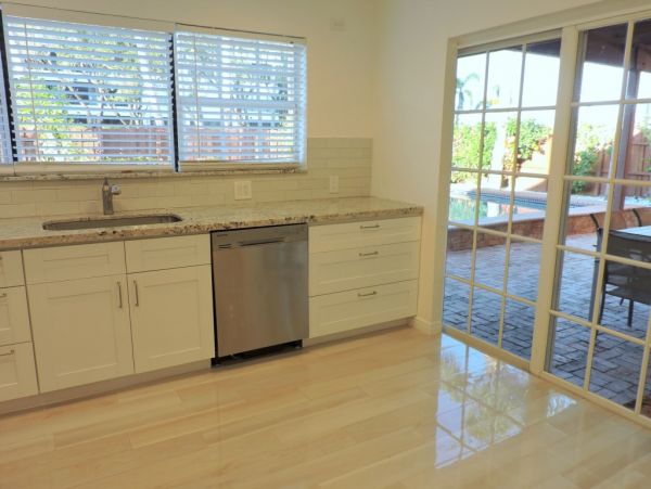 Hollywood Home 965860